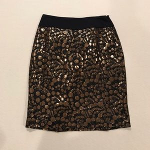 The Limited holiday pencil skirt, size 2. EUC.